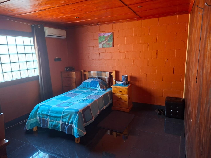 5 Bedroom Property for Sale in Protea Heights Western Cape